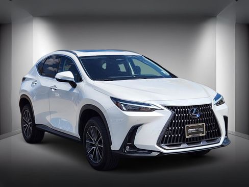 Used 2022 Lexus NX 350h AWD image 4