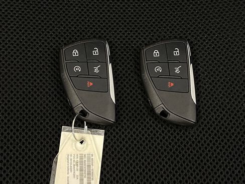 Used 2026 Chevrolet Equinox RS image 9