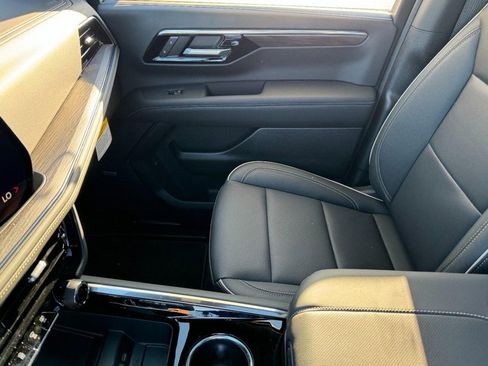 New 2026 Chevrolet Tahoe Premier w/ Sun And Tow Package image 10