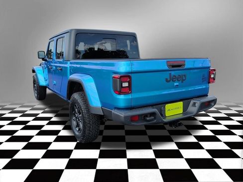 Used 2021 Jeep Gladiator Sport AWD/4WD image 11