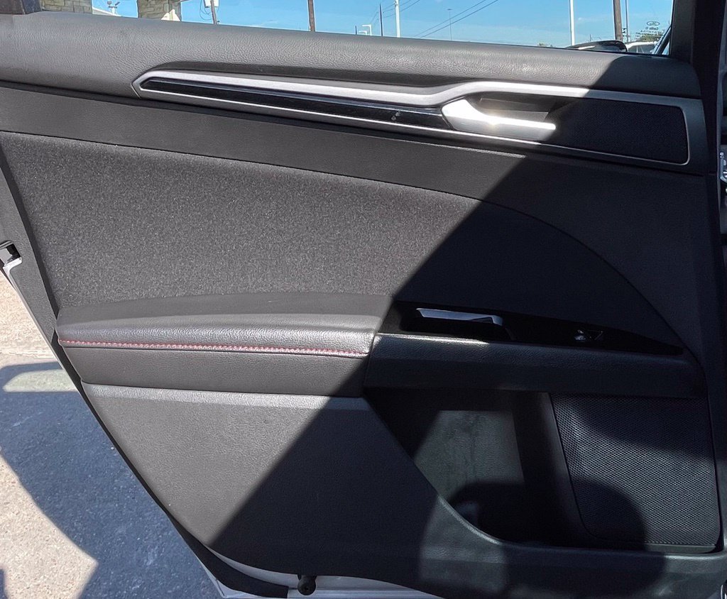 Used 2014 Ford Fusion SE FWD image 31