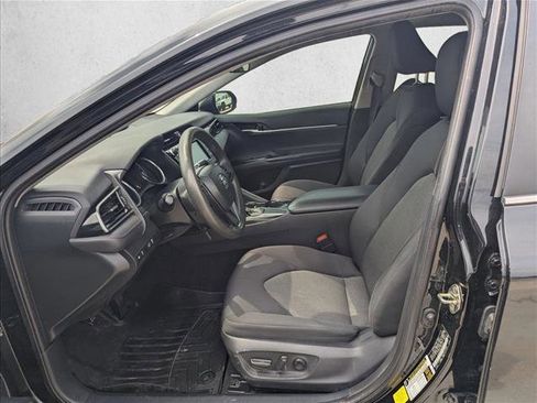 Used 2020 Toyota Camry LE FWD image 14
