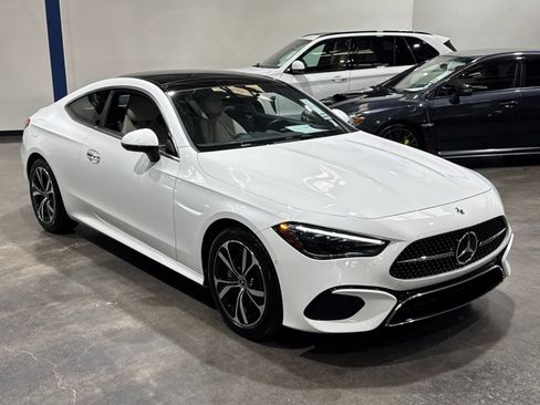 Used 2024 Mercedes-Benz CLE 300 4MATIC Coupe image 5