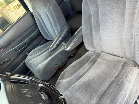 Used 2004 Dodge Dakota 4x4 Club Cab w/ Tire & Handling Group image 16