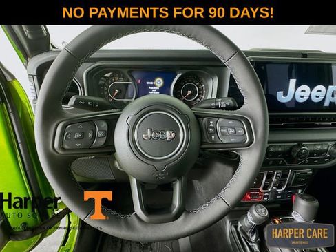 New 2025 Jeep Gladiator Rubicon image 14