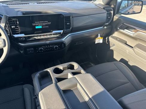 New 2026 Chevrolet Silverado 1500 LT image 18