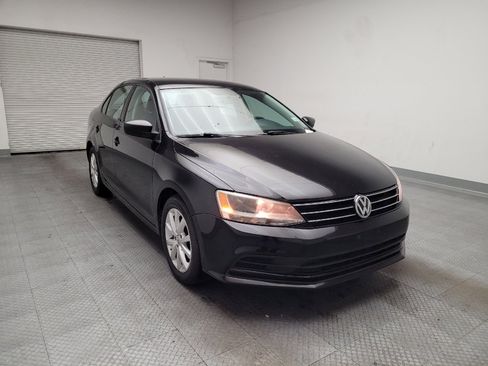 Used 2015 Volkswagen Jetta SE FWD image 13