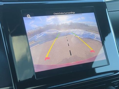 Used 2024 Jeep Grand Cherokee Laredo X image 18