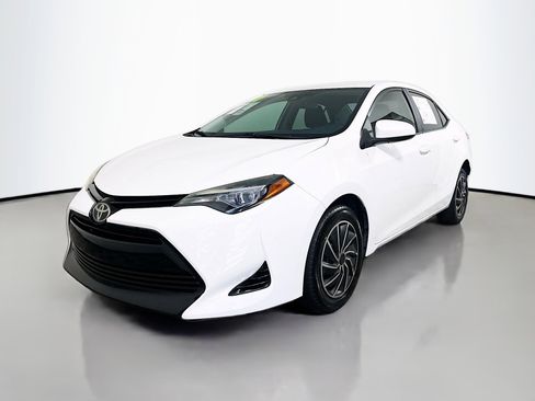 Used 2017 Toyota Corolla LE FWD image 10