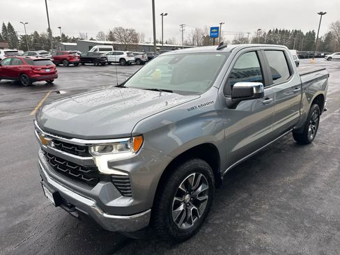 Used 2024 Chevrolet Silverado 1500 LT image 11