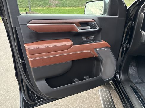 Used 2024 GMC Sierra 1500 Denali Ultimate image 14