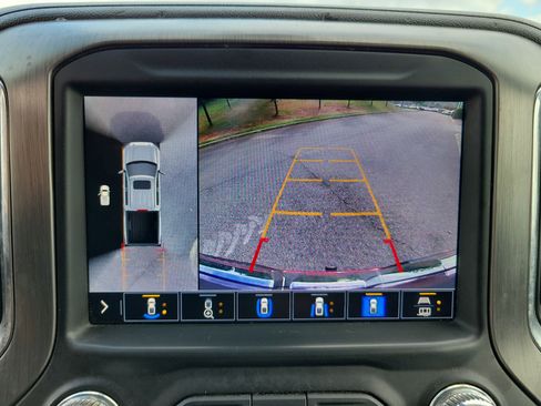 Used 2021 GMC Sierra 1500 Denali w/ Denali Ultimate Package image 11