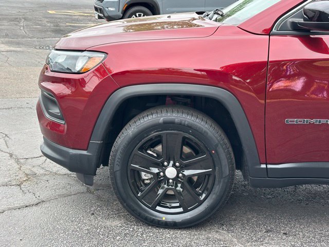 Used 2022 Jeep Compass Latitude AWD/4WD image 7
