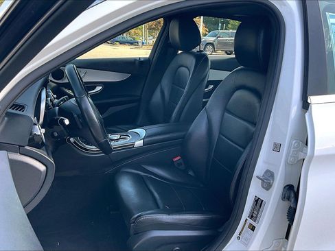 Used 2018 Mercedes-Benz C 300 4MATIC Sedan image 26