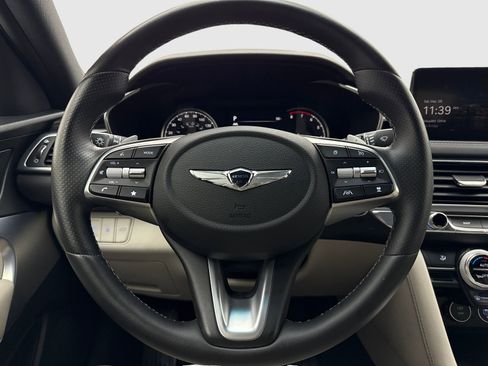 Used 2023 Genesis G70 2.0T RWD image 19