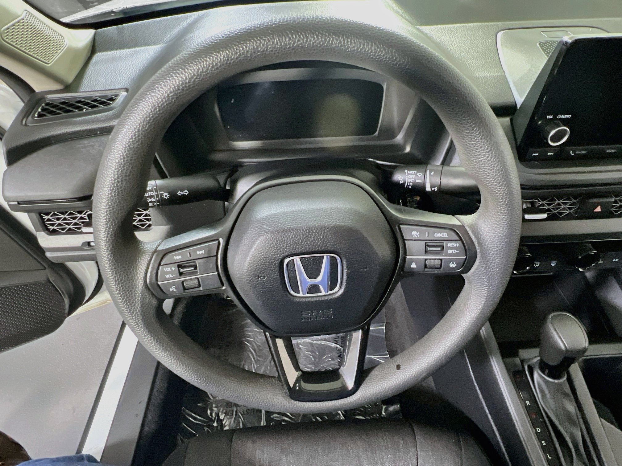 Used 2023 Honda Accord EX image 11