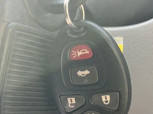 Used 2012 Chevrolet Impala LTZ image 17