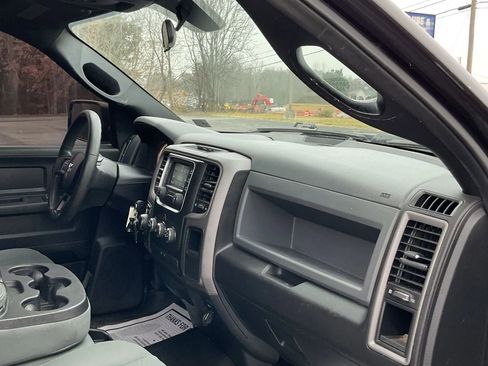 Used 2017 RAM 1500 Express w/ Black Ram 1500 Express Group image 29