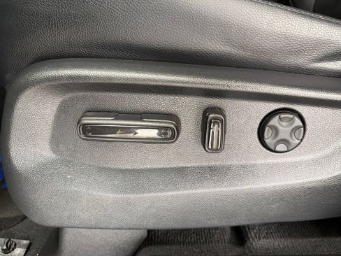 Used 2023 Honda Odyssey EX-L image 17