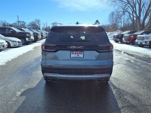 Used 2025 GMC Acadia Elevation image 4
