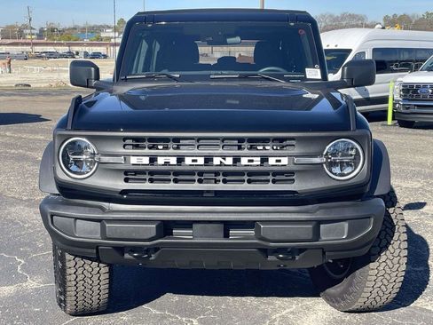 New 2025 Ford Bronco 4-Door w/ Sasquatch Package AWD/4WD image 8