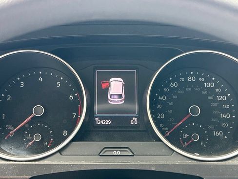 Used 2019 Volkswagen Tiguan S w/ Driver Assistance Package FWD image 13