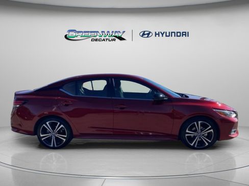 Used 2022 Nissan Sentra SR w/ Electronics Package image 7