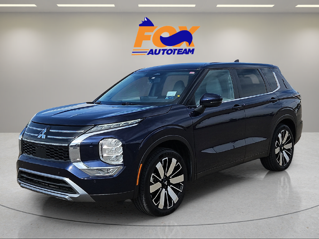 Used 2025 Mitsubishi Outlander SE AWD/4WD image 1