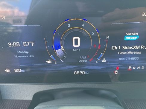 Used 2024 Chevrolet Traverse RS image 16