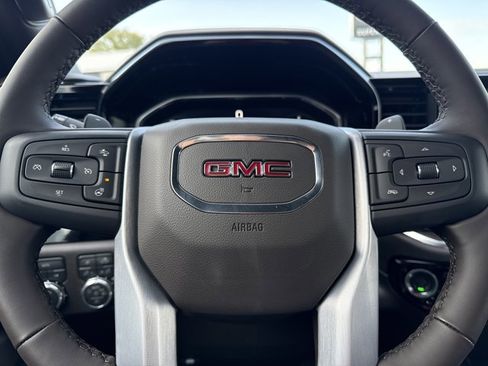 New 2026 GMC Sierra 1500 SLT image 23