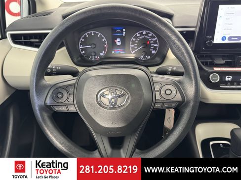 Used 2025 Toyota Corolla LE FWD image 28