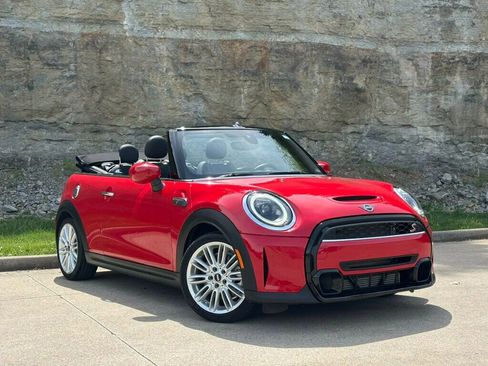 Used 2024 MINI Cooper S FWD image 4