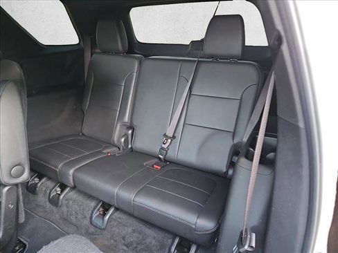 Certified 2023 Chevrolet Traverse LT image 19