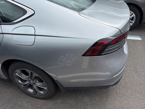 Used 2024 Honda Accord EX image 10