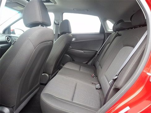 Used 2022 Hyundai Kona SEL w/ Convenience Package image 10