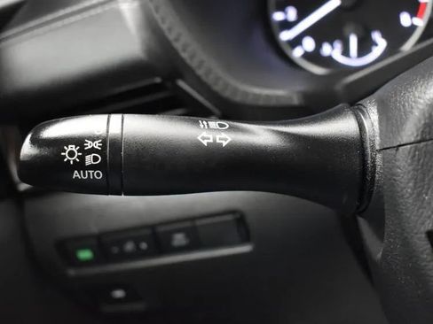 Used 2023 Nissan Sentra SV image 24