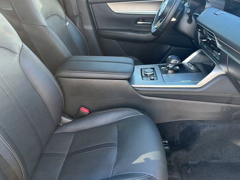 Used 2025 MAZDA CX-90 3.3 Turbo w/ Preferred Package image 24