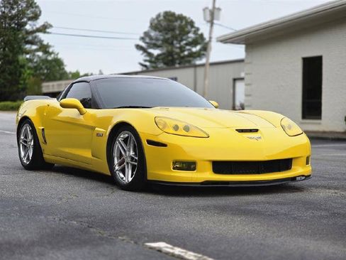 Used 2006 Chevrolet Corvette Z06 w/ Preferred Equipment Group RWD image 16