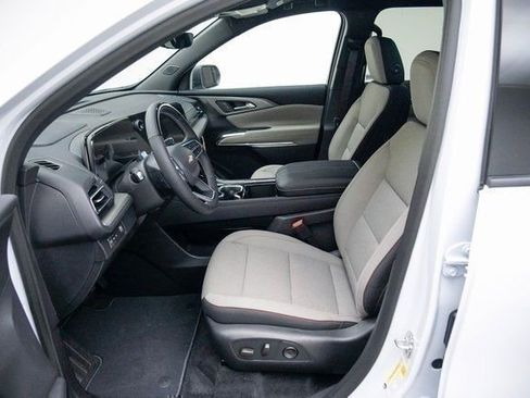 New 2026 Chevrolet Traverse LT w/ Enhanced Driving Package FWD image 23
