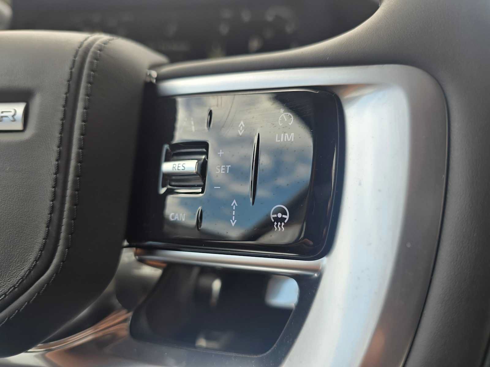 New 2027 Land Rover Range Rover SE AWD/4WD image 32
