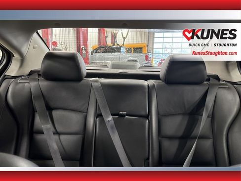 Used 2015 Chevrolet Cruze LTZ w/ Sun, Sound and Sport Package image 30