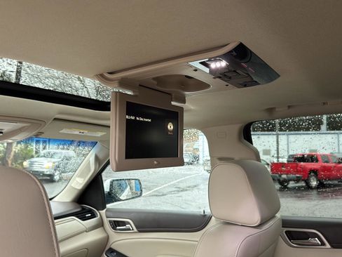 Certified 2016 GMC Yukon Denali w/ Open Road Package image 16