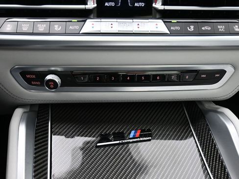 Used 2020 BMW X5 M Competition image 17