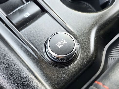 Certified 2025 Ford Explorer ST-Line image 28