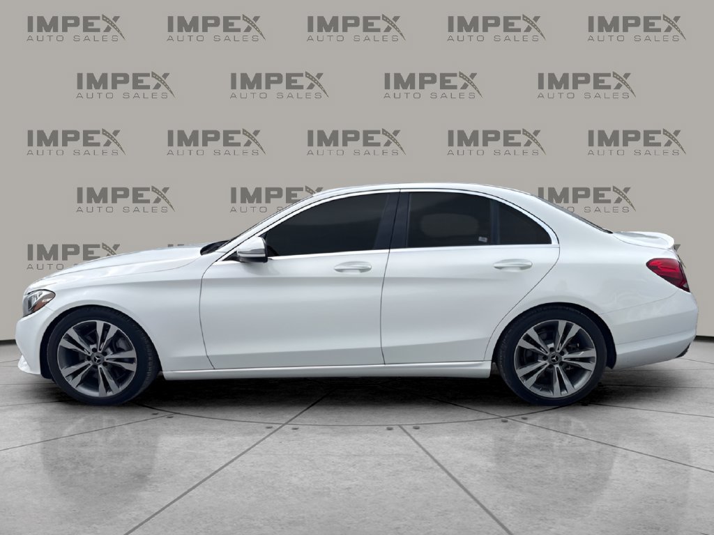 Used 2018 Mercedes-Benz C 300 Sedan image 2