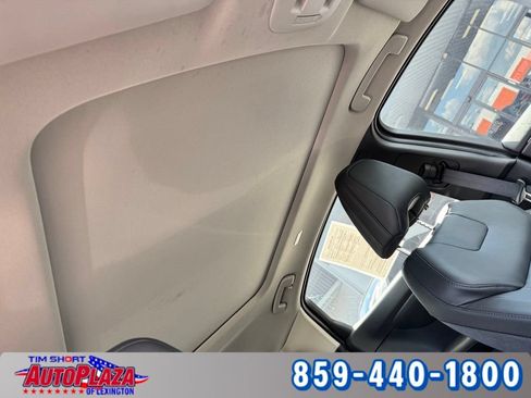 Used 2024 Nissan Ariya FWD image 50