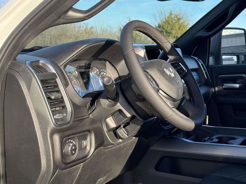 New 2026 RAM 2500 Big Horn AWD/4WD image 2