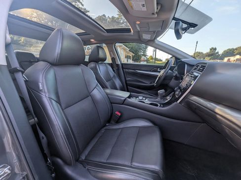 Used 2018 Nissan Maxima 3.5 SL FWD image 39