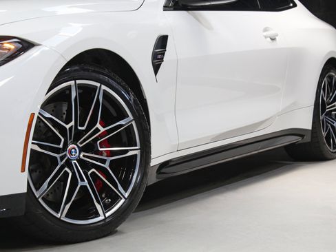 Used 2023 BMW M4 Coupe RWD image 25
