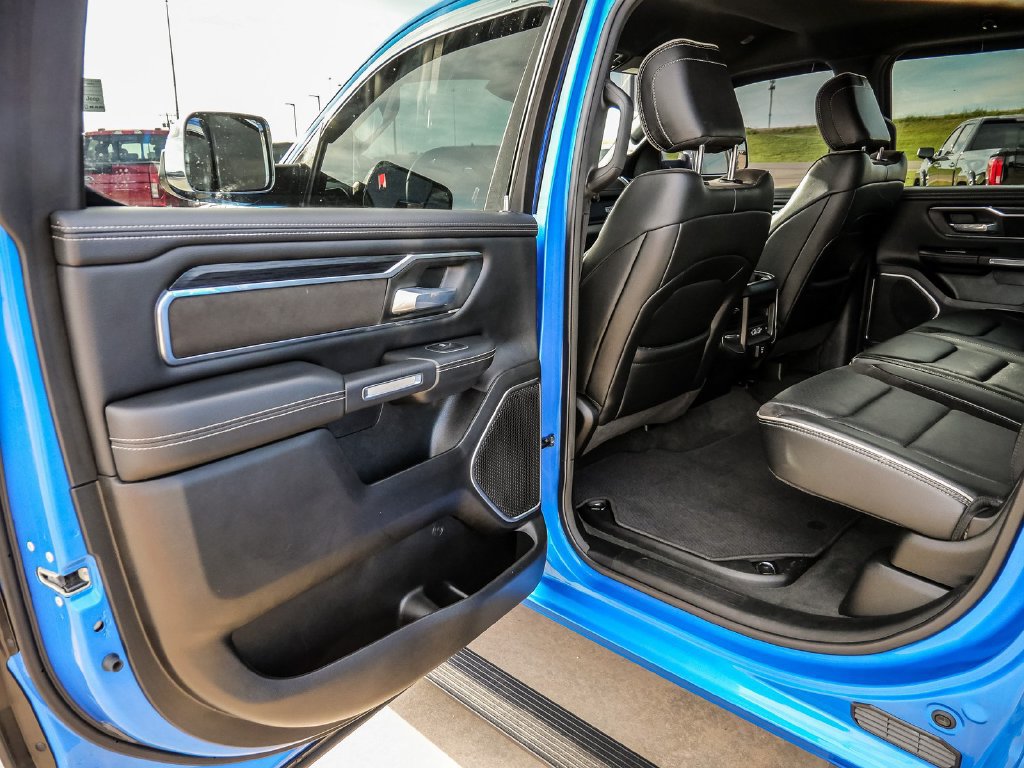 Used 2024 RAM 1500 Laramie RWD image 27